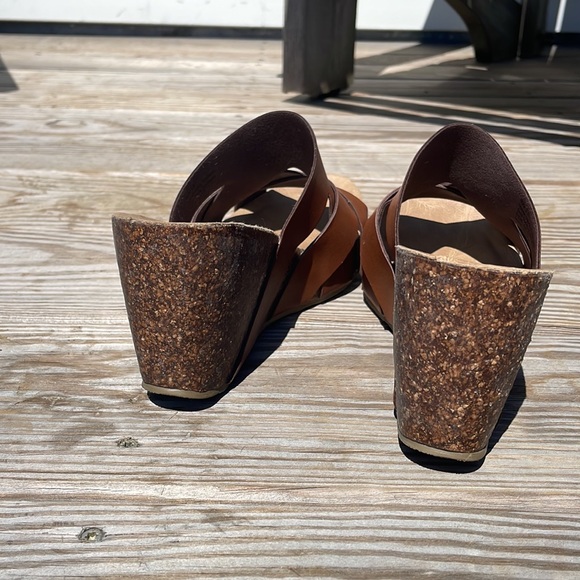 Blowfish Malibu Wedge Heels size 8.5 - Picture 6 of 8